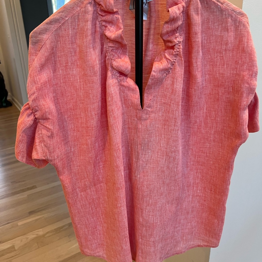 Finley “Crosby” Coral Ruffled Blouse (Sz XS)